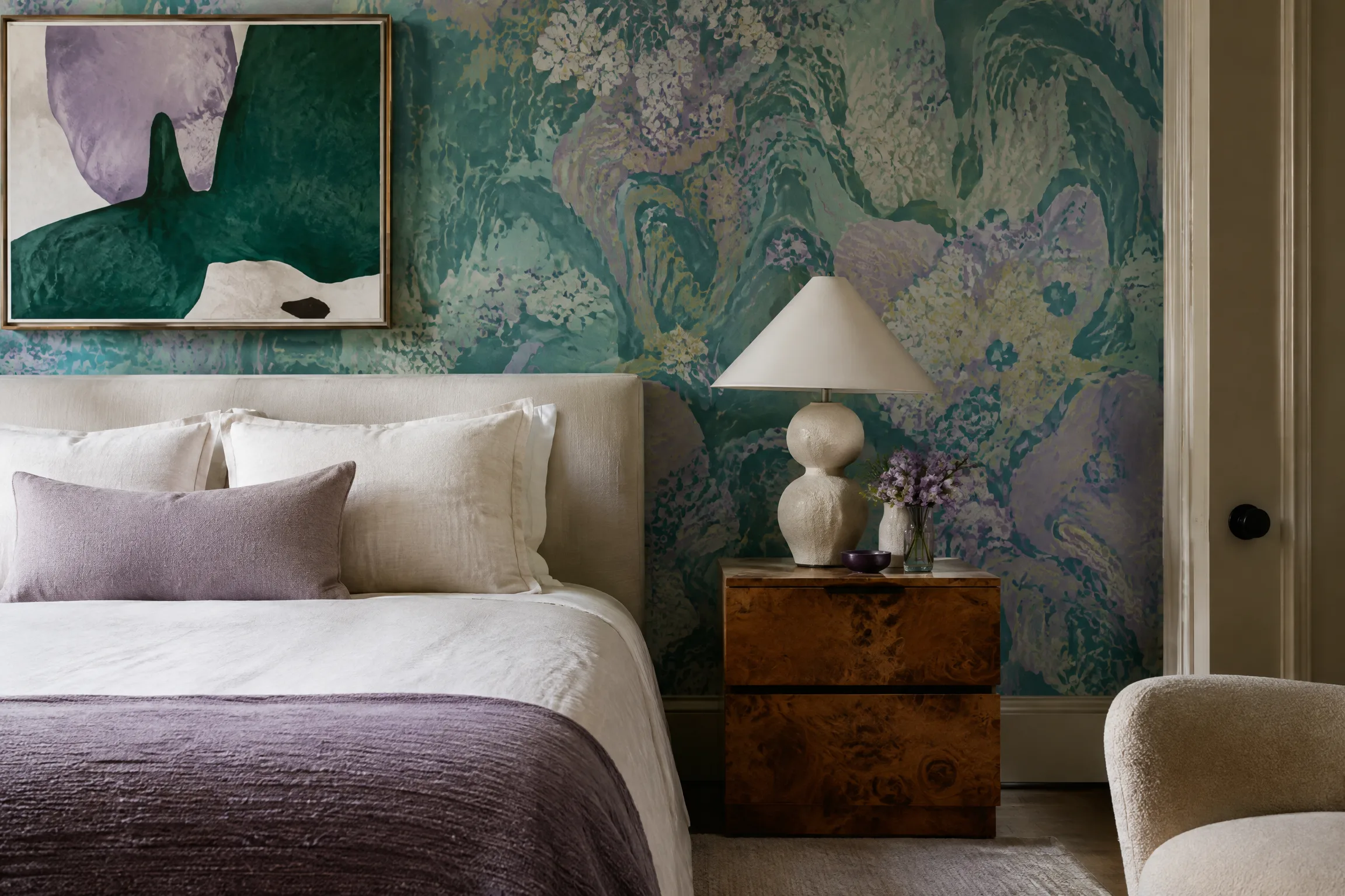 Artistic bedroom wallcovering in teal and lavender